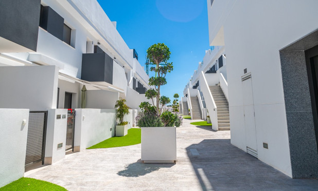 Resale - Apartment / flat - Torrevieja - Los Balcones