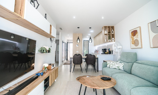 Resale - Apartment / flat - Torrevieja - Los Balcones