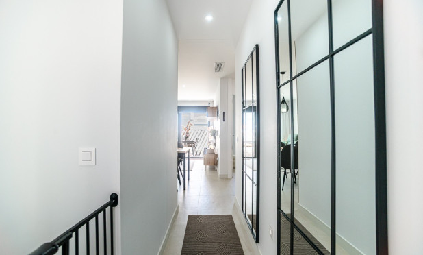 Resale - Apartment / flat - Torrevieja - Los Balcones