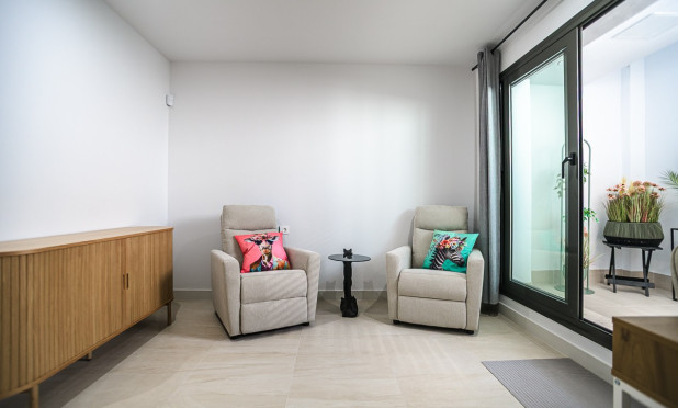 Resale - Apartment / flat - Torrevieja - Los Balcones