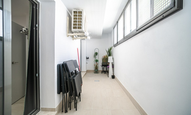 Resale - Apartment / flat - Torrevieja - Los Balcones