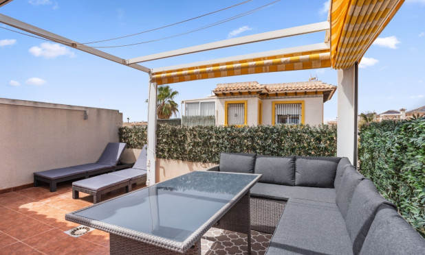 Resale - Villa - Orihuela Costa - La Regia