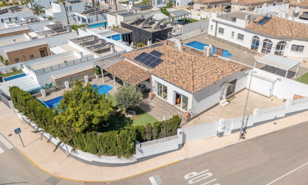 Resale - Villa - San Fulgencio