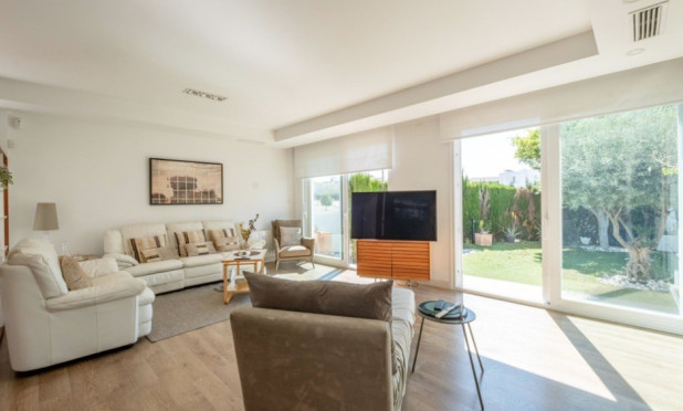Resale - Villa - San Fulgencio