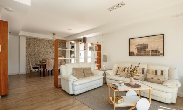 Resale - Villa - San Fulgencio