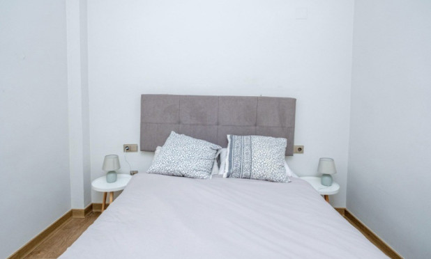 Resale - Villa - San Fulgencio