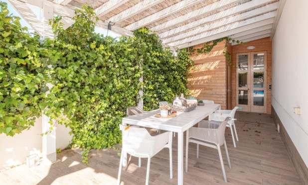 Resale - Villa - San Fulgencio