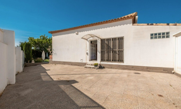 Resale - Villa - San Fulgencio
