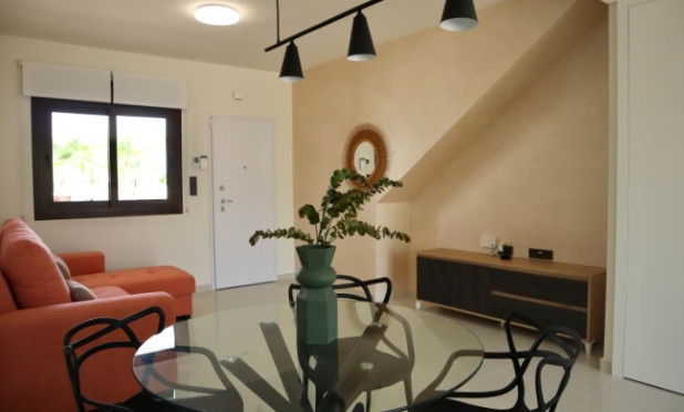 Lange Termijn Verhuur - Appartement / flat - Torrevieja - Los balcones