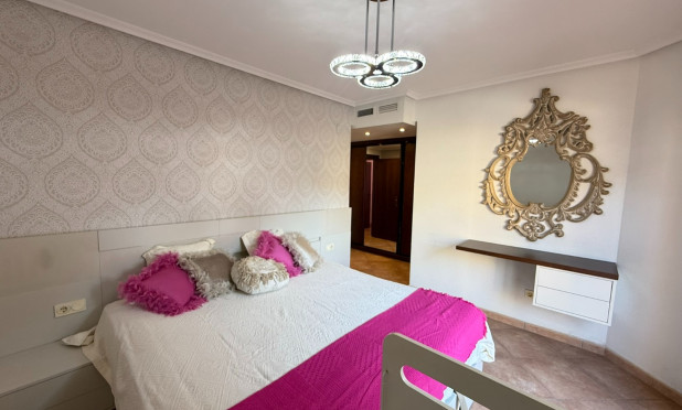 Odsprzedaż - Villa - Rojales