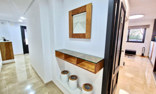 Resale - Apartment / flat - Denia - Port