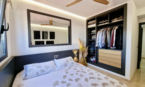 Resale - Apartment / flat - Denia - Port