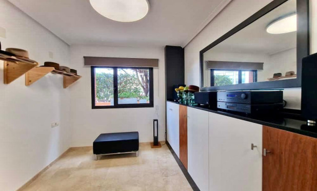 Resale - Apartment / flat - Denia - Port