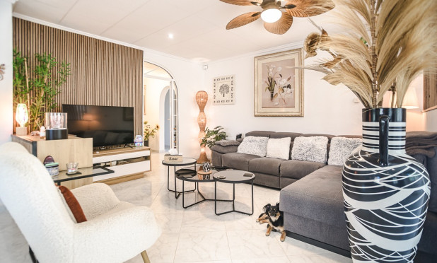 Herverkoop - Finca / Landelijke woning - La Marina