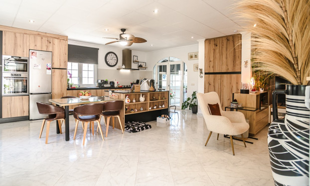 Herverkoop - Finca / Landelijke woning - La Marina