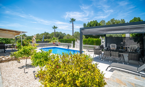 Herverkoop - Finca / Landelijke woning - La Marina