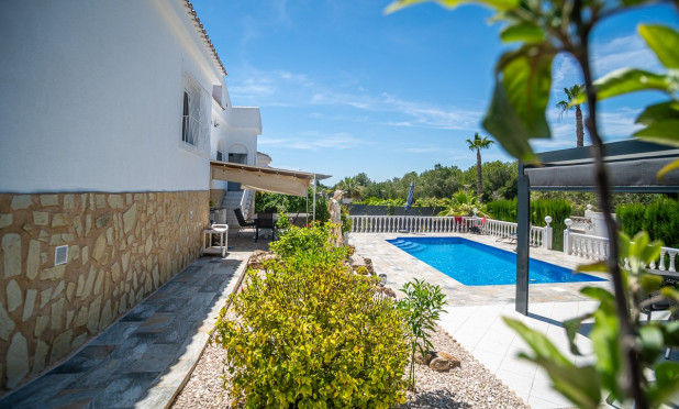 Herverkoop - Finca / Landelijke woning - La Marina