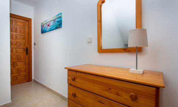 Long Term Rental - Apartment / flat - Torrevieja - Playa de los Locos