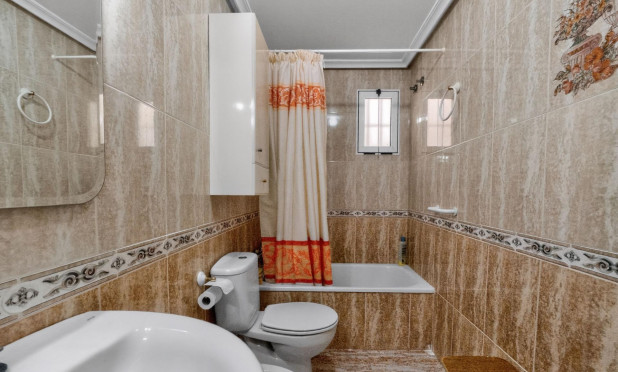 Wiederverkauf - Wohnung - Torrevieja - Playa de los locos