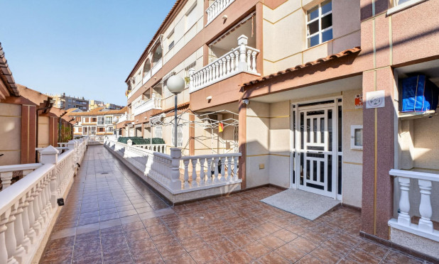 Wiederverkauf - Wohnung - Torrevieja - Playa de los locos