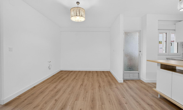 Revente - Appartement - Torrevieja - Centro