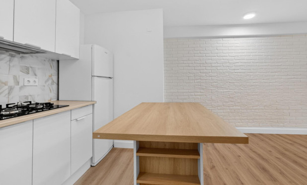 Revente - Appartement - Torrevieja - Centro
