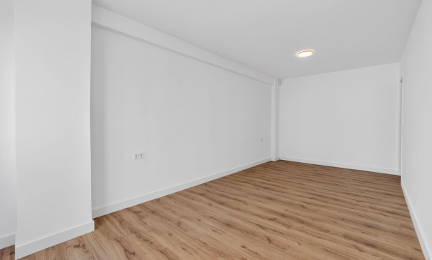 Revente - Appartement - Torrevieja - Centro