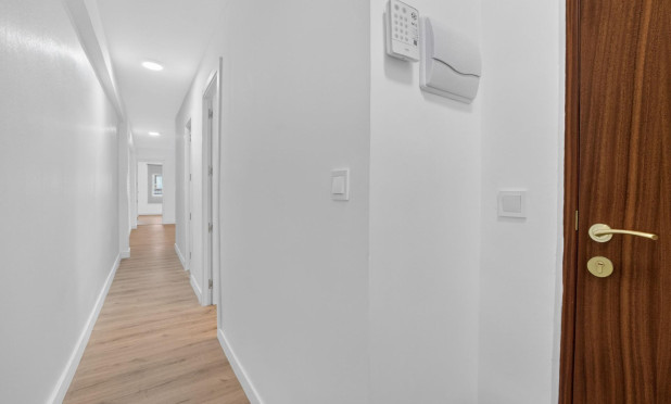 Revente - Appartement - Torrevieja - Centro