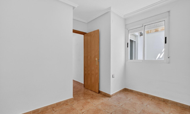 Herverkoop - Appartement / flat - Torrevieja - El limonar
