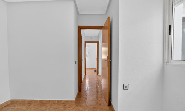 Herverkoop - Appartement / flat - Torrevieja - El limonar