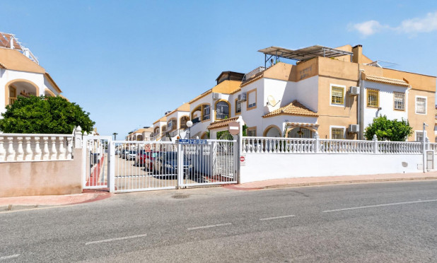 Herverkoop - Appartement / flat - Torrevieja - El limonar
