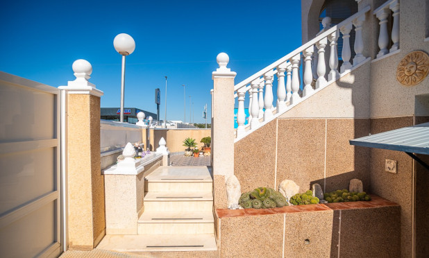 Resale - Villa - Orihuela Costa - Los Altos