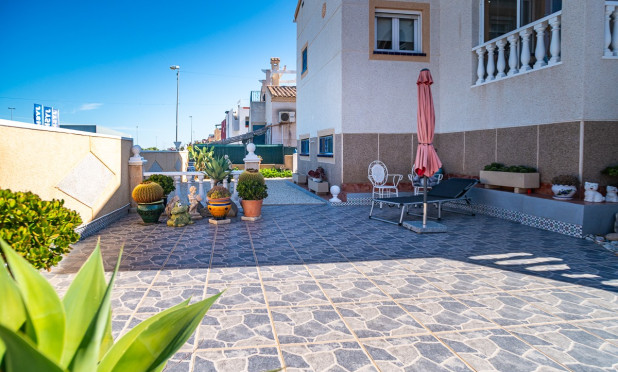 Resale - Villa - Orihuela Costa - Los Altos