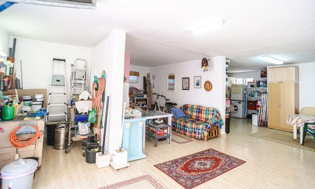 Resale - Villa - Orihuela Costa - Los Altos