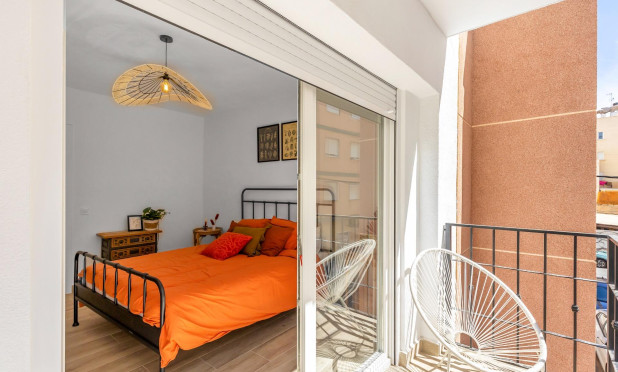 Resale - Townhouse - Torrevieja - Centro - Muelle Pesquero