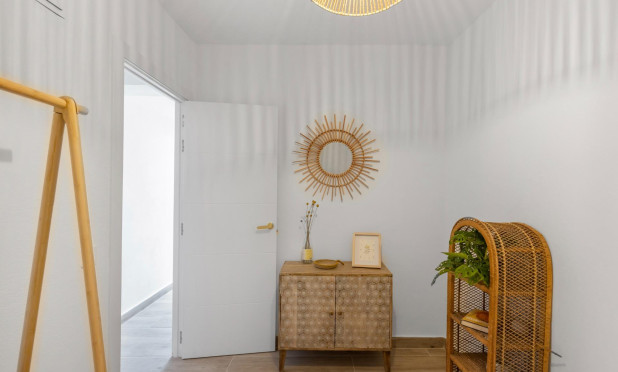 Resale - Townhouse - Torrevieja - Centro - Muelle Pesquero