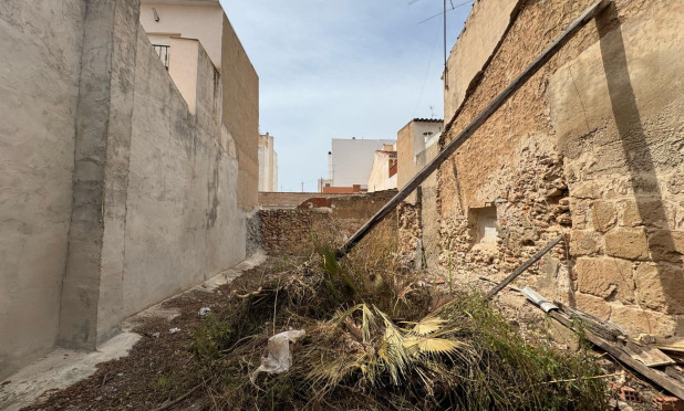 Revente - Urban building plot - Torrevieja - Centro