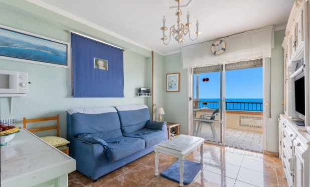 Resale - Apartment / flat - Torrevieja - Cabo Cervera