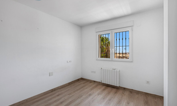 Revente - Villa - Torrevieja - Aguas Nuevas