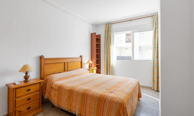 Revente - Appartement - Torrevieja - Centro