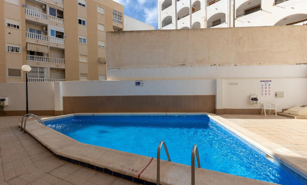 Revente - Appartement - Torrevieja - Centro