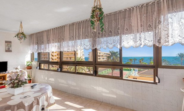 Resale - Apartment / flat - Torrevieja - La Mata