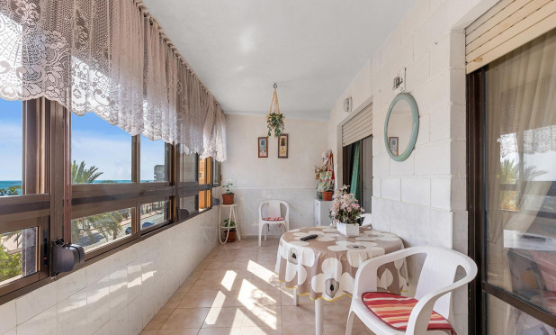 Resale - Apartment / flat - Torrevieja - La Mata
