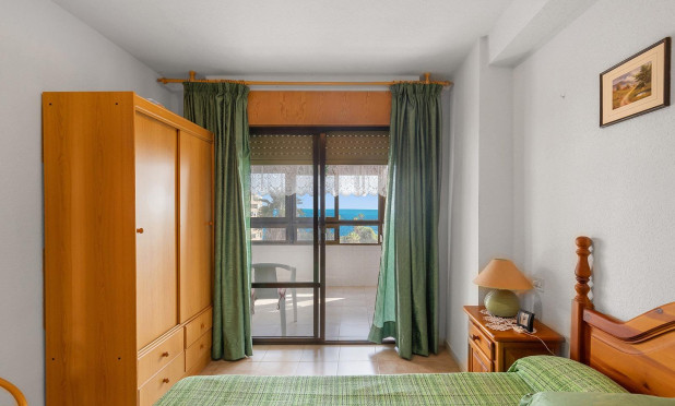 Resale - Apartment / flat - Torrevieja - La Mata
