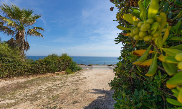 Resale - Apartment / flat - Torrevieja - La Mata