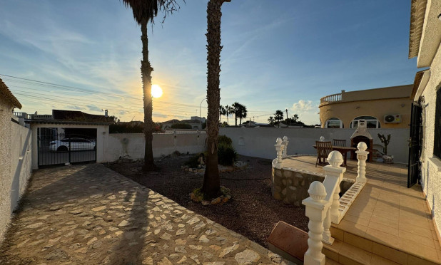 Revente - Villa - Torrevieja - San luis
