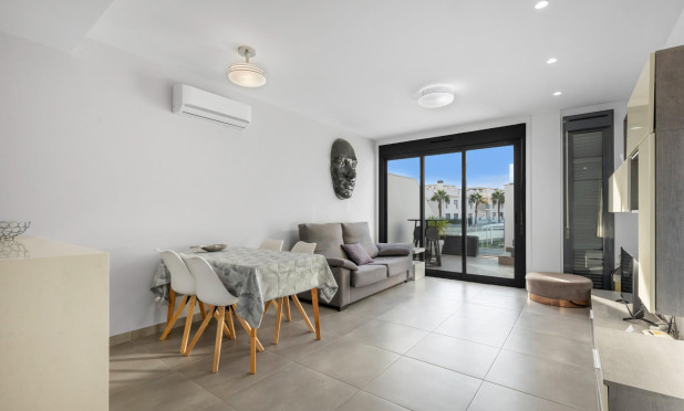 Resale - Townhouse - Torrevieja - Los Balcones