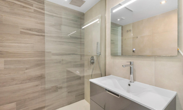 Resale - Townhouse - Torrevieja - Los Balcones