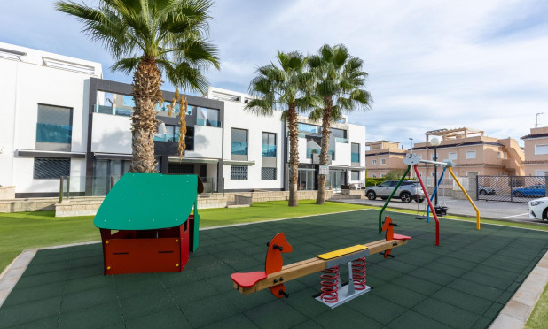 Resale - Townhouse - Torrevieja - Los Balcones