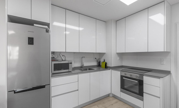Resale - Apartment / flat - Orihuela Costa - Los Dolses